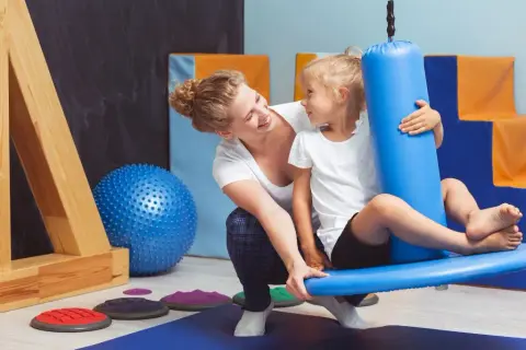 Integracja sensoryczna podyplomowe: Profesjonalna ścieżka rozwoju w terapii i edukacji