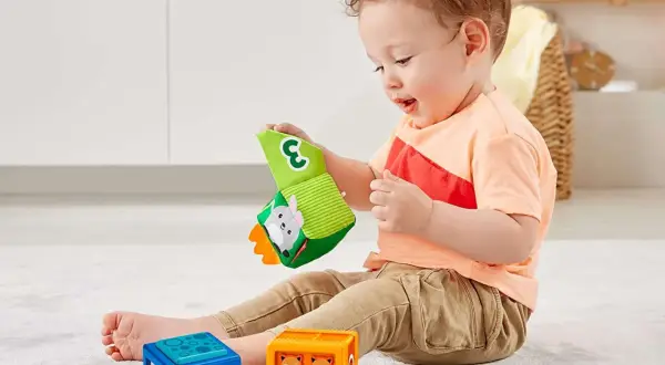 Kostki sensoryczne Fisher Price: Magiczny świat zabawy i rozwoju dziecka