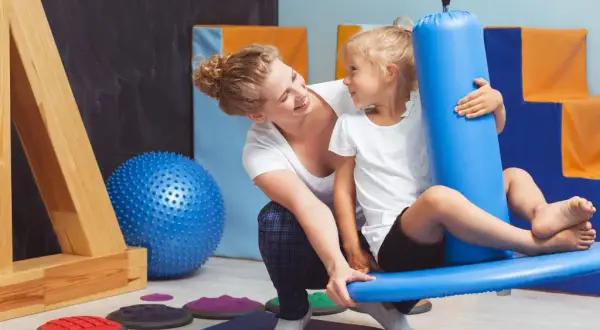 Integracja sensoryczna podyplomowe: Profesjonalna ścieżka rozwoju w terapii i edukacji